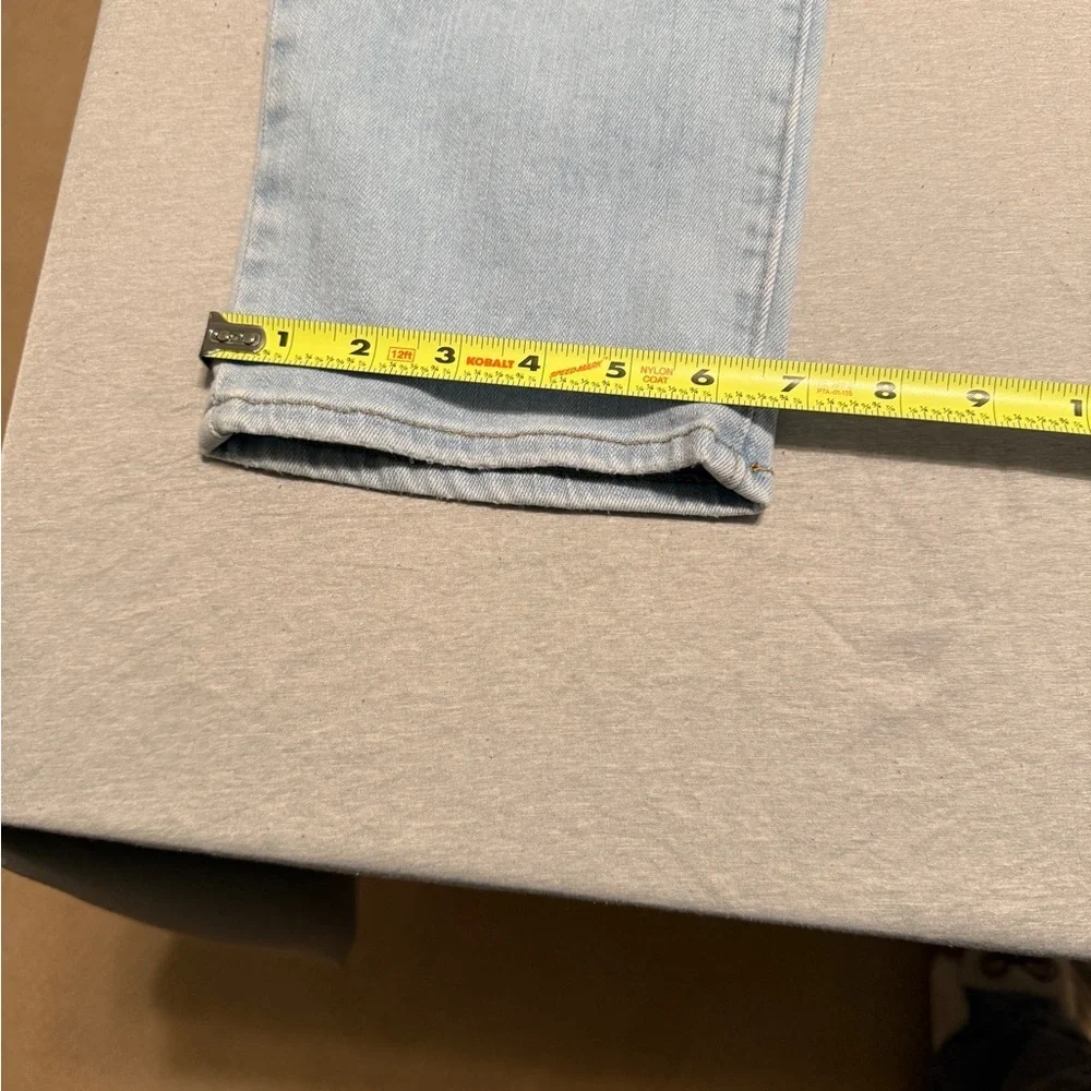 Levi’s 724 Jeans High Rise Straight Crop Light Blue Distressed Size 32